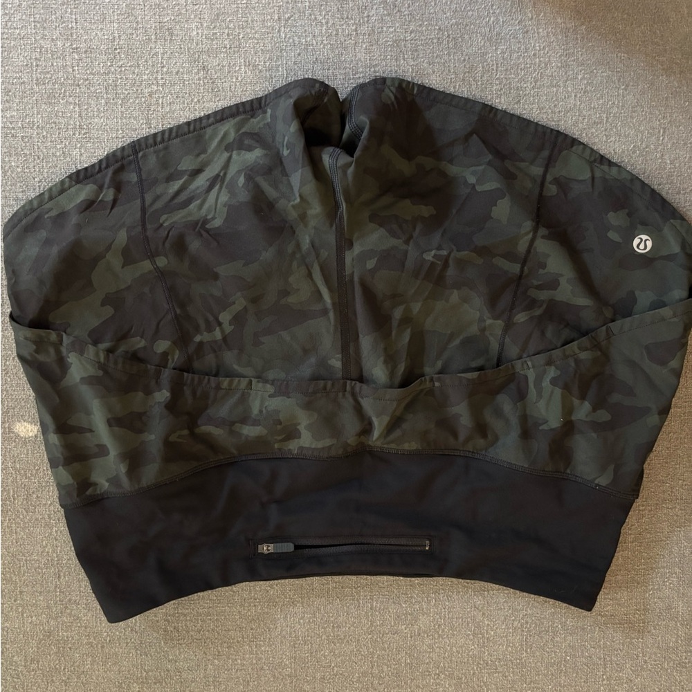 Lululemon Camo and Black SHORTS